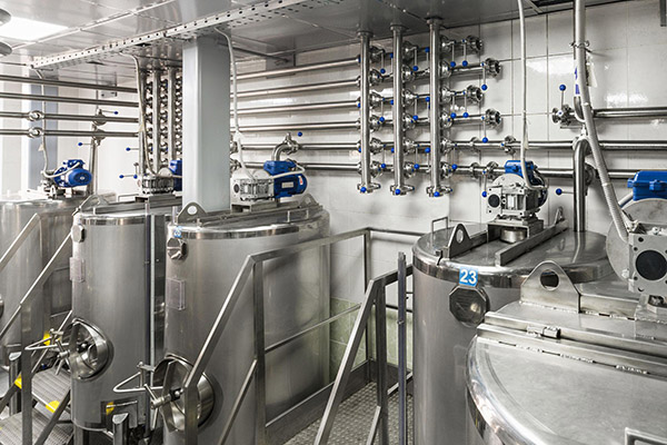 Food and beverage production line